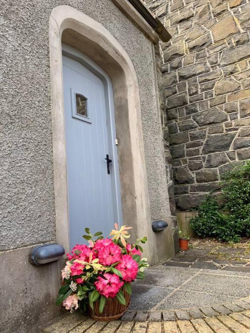 Old Schoolhouse, Galgorm Villa Exterior photo
